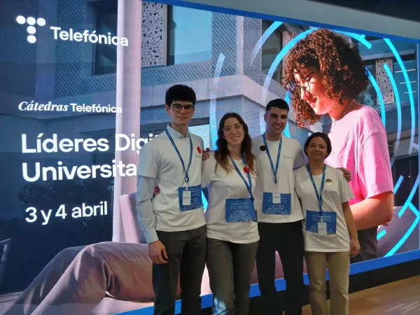Cuatro estudiantes de la UGR, premiados en el programa ‘Líderes Digitales Universitarios’ de Telefónica