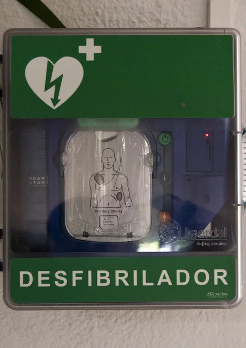 Mensaje del Decano. Instalación de desfibriladores en la Facultad de Ciencias