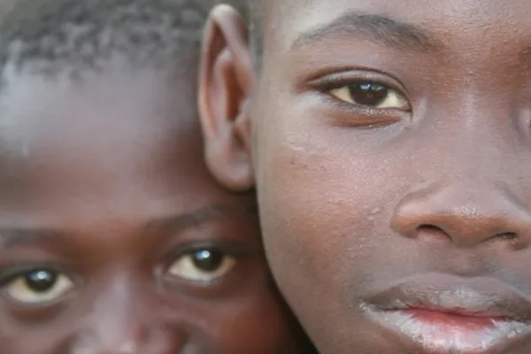 Charla-coloquio: Proyectos de cooperación al desarrollo en salud visual