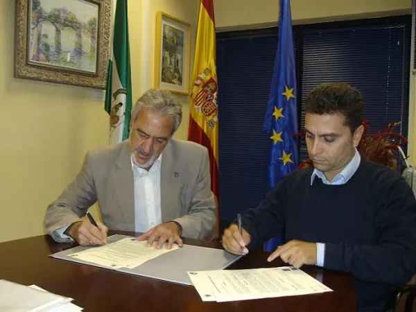 Acuerdo de Colaboración con el Club CajaGRANADA