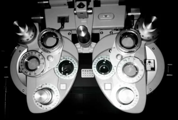 Jornada sobre Perspectivas del Diplomado en Óptica y Optometría